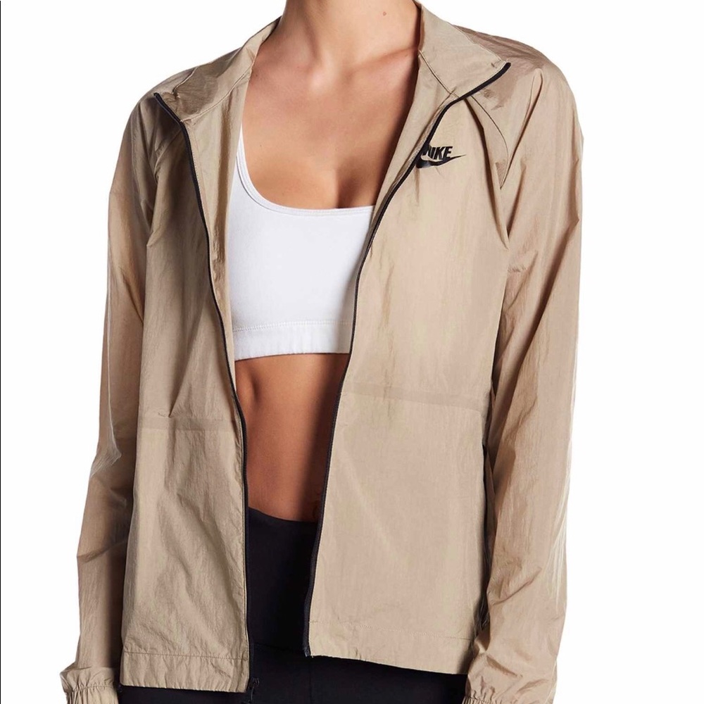 ❌SOLD❌NWT NIKE WINDBREAKER JACKET